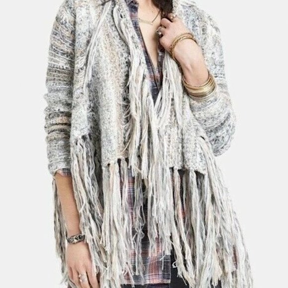 FREE PEOPLE mixed wool alpaca fringe cardigan sweater shawl  XS - Picture 2 of 4